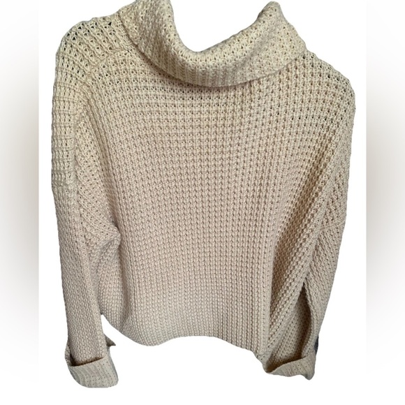 Magnolia Women’s Chunky Waffle knit Warm Cream Sweater Bell sleeves - Picture 4 of 6